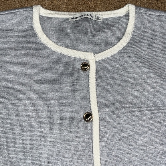 Abercrombie & Fitch A&F Mara Crew LuxeLoft Sweater Vest Gray XL - Picture 3 of 6